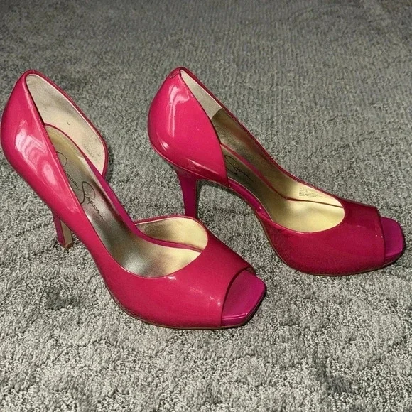 •Jessica Simpson pink patent platform stiletto• - Picture 2 of 10